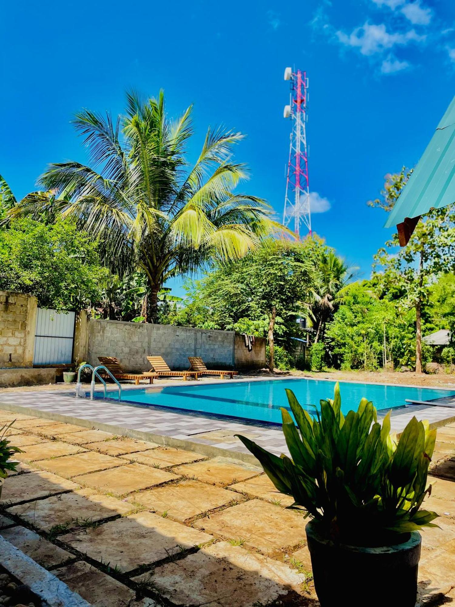 Udawalawa Safari House Hotel Udawalawe Kültér fotó